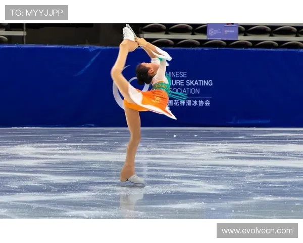 刘铮的奋斗历程与篮球梦想如何在风雨中绽放光彩